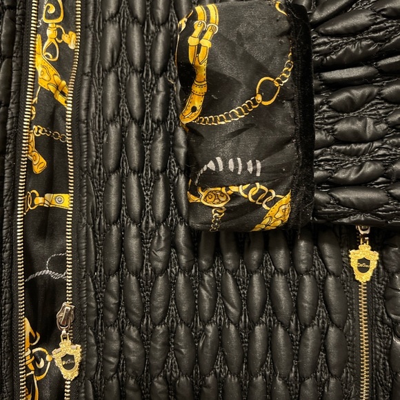 D&G ZILI INC Black Quilt-Like Unisex Slight Puffer Jacket Womens XL, Mens Small - Picture 3 of 4